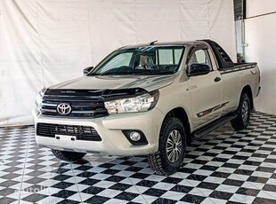 Пикап Toyota HILUX