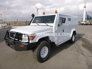 Нов джип Toyota Land Cruiser