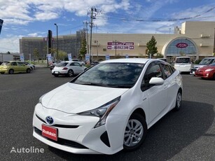 Хечбек Toyota PRIUS