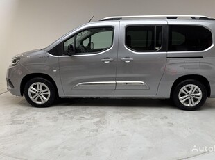 Продавам миниван Toyota ProAce на търг