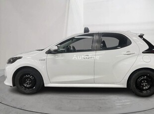 Продавам хечбек Toyota Yaris на търг