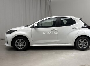 Продавам хечбек Toyota Yaris на търг