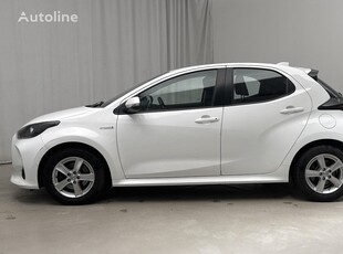 Продавам хечбек Toyota Yaris на търг