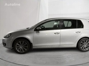 Продавам хечбек Volkswagen Golf на търг