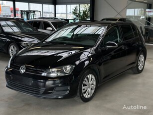 Хечбек Volkswagen Golf