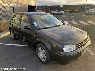 Продавам хечбек Volkswagen GOLF на търг