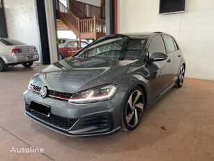 Хечбек Volkswagen Golf