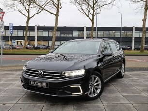 Продавам комби Volkswagen Passat на търг