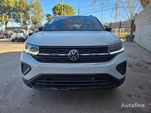 Кросоувър Volkswagen T-Cross