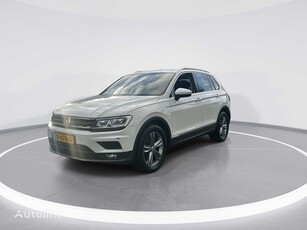 Продавам кросоувър Volkswagen Tiguan на търг