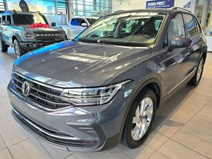 Volkswagen Tiguan1.5 TSI ACC LED Navi 18 RFK