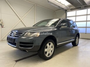 Джип Volkswagen Touareg