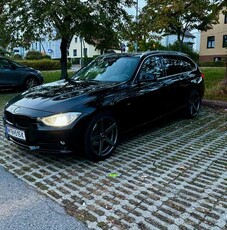 BMW 316316d Touring Österreich-Paket