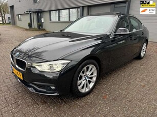 BMW 3303-serie 330e High executive, schuifdak, leder