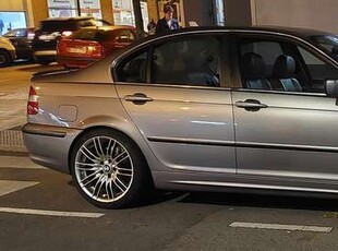 BMW 330330d