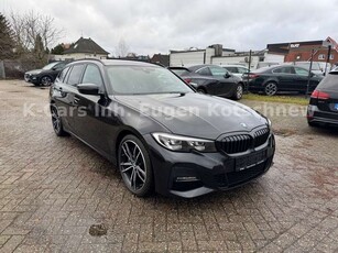 BMW 330d M Sport*AHK*Kamera*Sportsitze*Leder*19