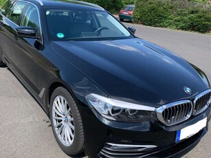 BMW 520520d Touring*R.Kam*NAV*PDC*AHK-e*Shz*LED*Leder