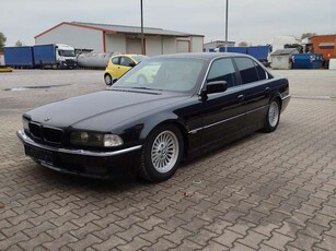 BMW 740740iA V8 Ohne TÜV