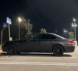 BMW 745745Li