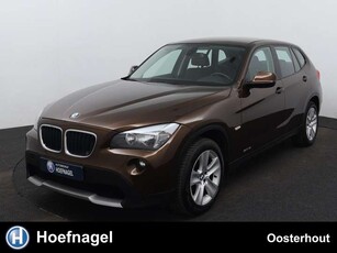 BMW X1SDrive18i Executive Automaat | Airco | Trekhaak