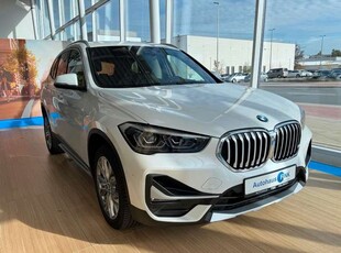 BMW X1sDrive18i xLine Leder Panorama Kamera DAB LED