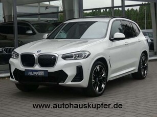 BMW X330eDrive Inspiring M Aerodyn.PANO*20ACC*AHK