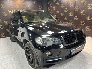 BMW X54.8iA