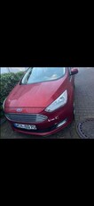 Ford C-MaxTitanium