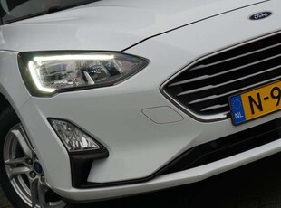 Ford FocusWagon 1.0 Hybrid Business Plus | Frozen White | Ca