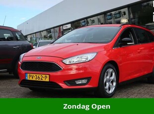 Ford FocusWagon 1.5 Titanium CLIMA_GR-NAVI_AFN-TREKHAAK.