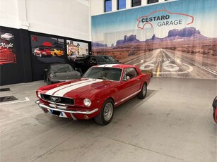 Ford Mustang4.7 v8