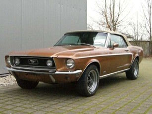 Ford MustangCabrio GT Ausstattung Schalter