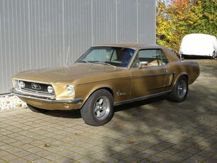 Ford MustangHardtop Coupe