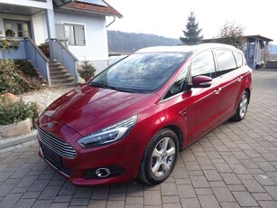 Ford S-Max2,0 TdCI Titanium, Auto., Kameras, Standheizung...