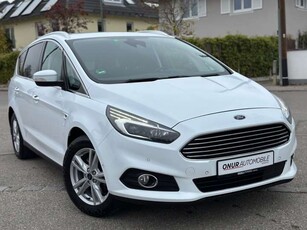 Ford S-Max2.0 TDCi Titanium Navi ACC LED AHK Matrix