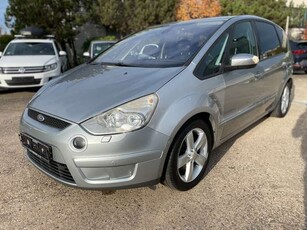 Ford S-MaxS-MAX Titanium SHZ*Tempomat*