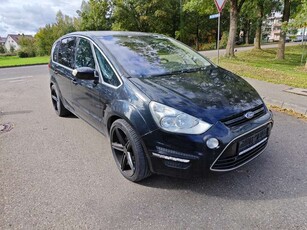 Ford S-MaxTitanium