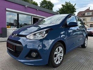 Hyundai i10blue 