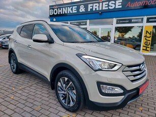 Hyundai SANTA FE4WD 4x4 Xenon Navi Kamera Klima Tempo