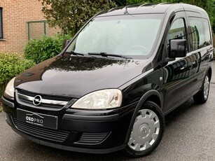 Opel Combo1.4i / Airco / 5 Places / 2x Laterales / GARANTIE