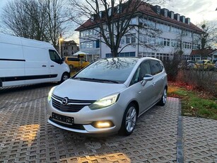 Opel ZafiraInnovation Navi, Panoramadach, SHZG, Automatik LED