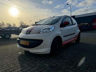 Peugeot 1071.0-12V XR