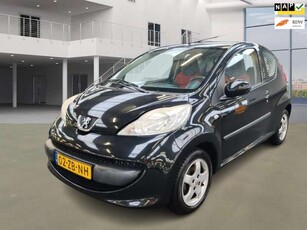 Peugeot 1071.0-12V XS Urban Move