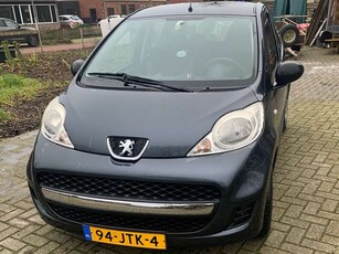 Peugeot 107107 1.0-12V XR