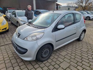 Peugeot 107Filou 70 Servo Klima Zv. El.Fh