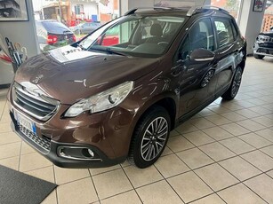 Peugeot 20081.2 -TAGLIANDATA -1 PROPRIETARIO -OK NEOPATENTATI