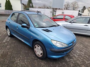 Peugeot 206* Tüv 06/2025 *