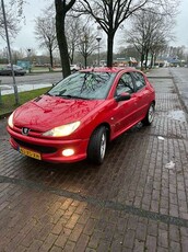 Peugeot 2061.4 Forever