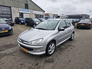 Peugeot 2061.6-16V Air-line 3 Automaat Airco Bj:2006 NAP!