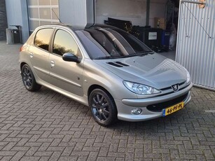 Peugeot 2062.0 HDi Roland G.